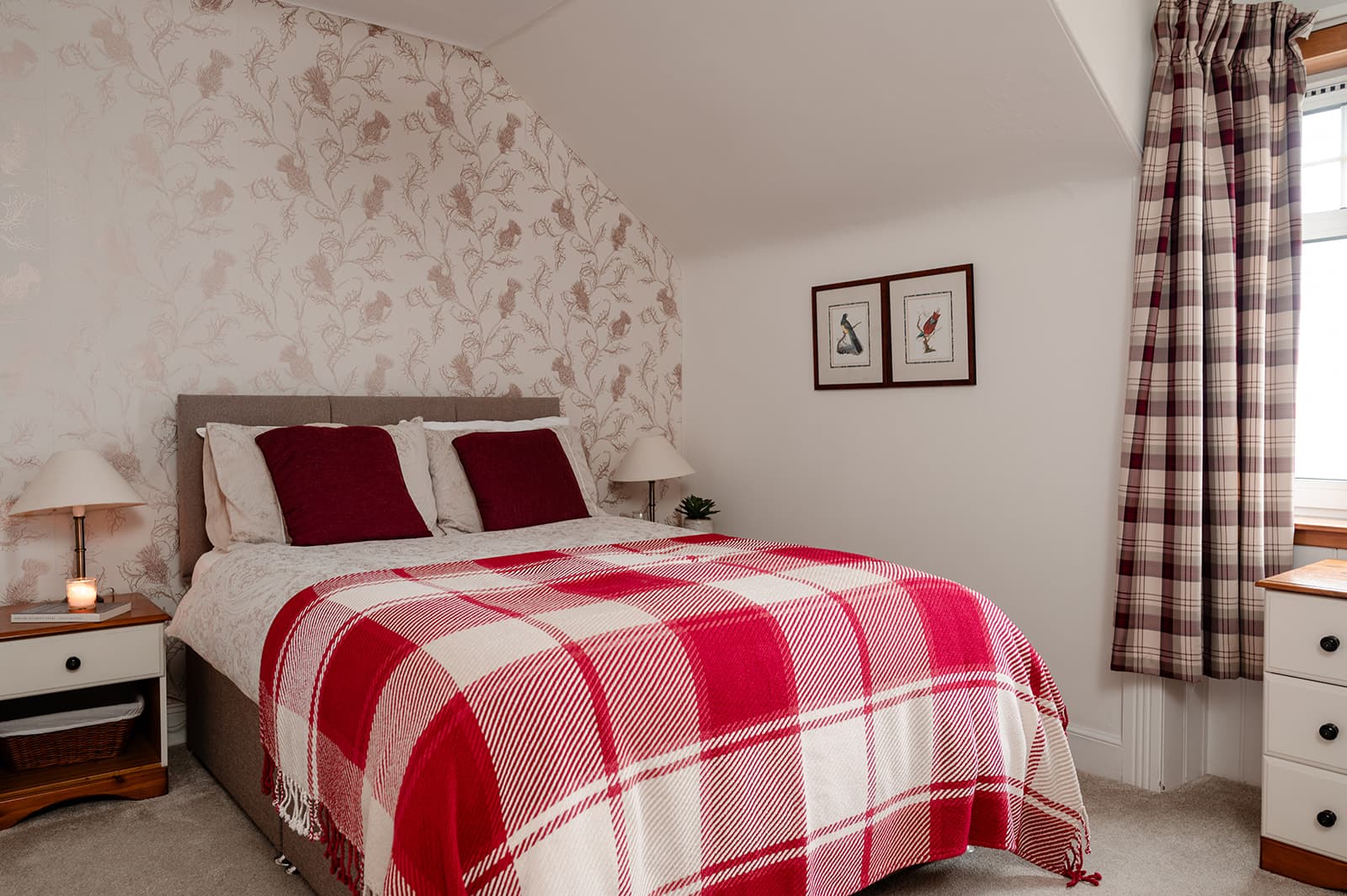 Sleeping 14 Crieff