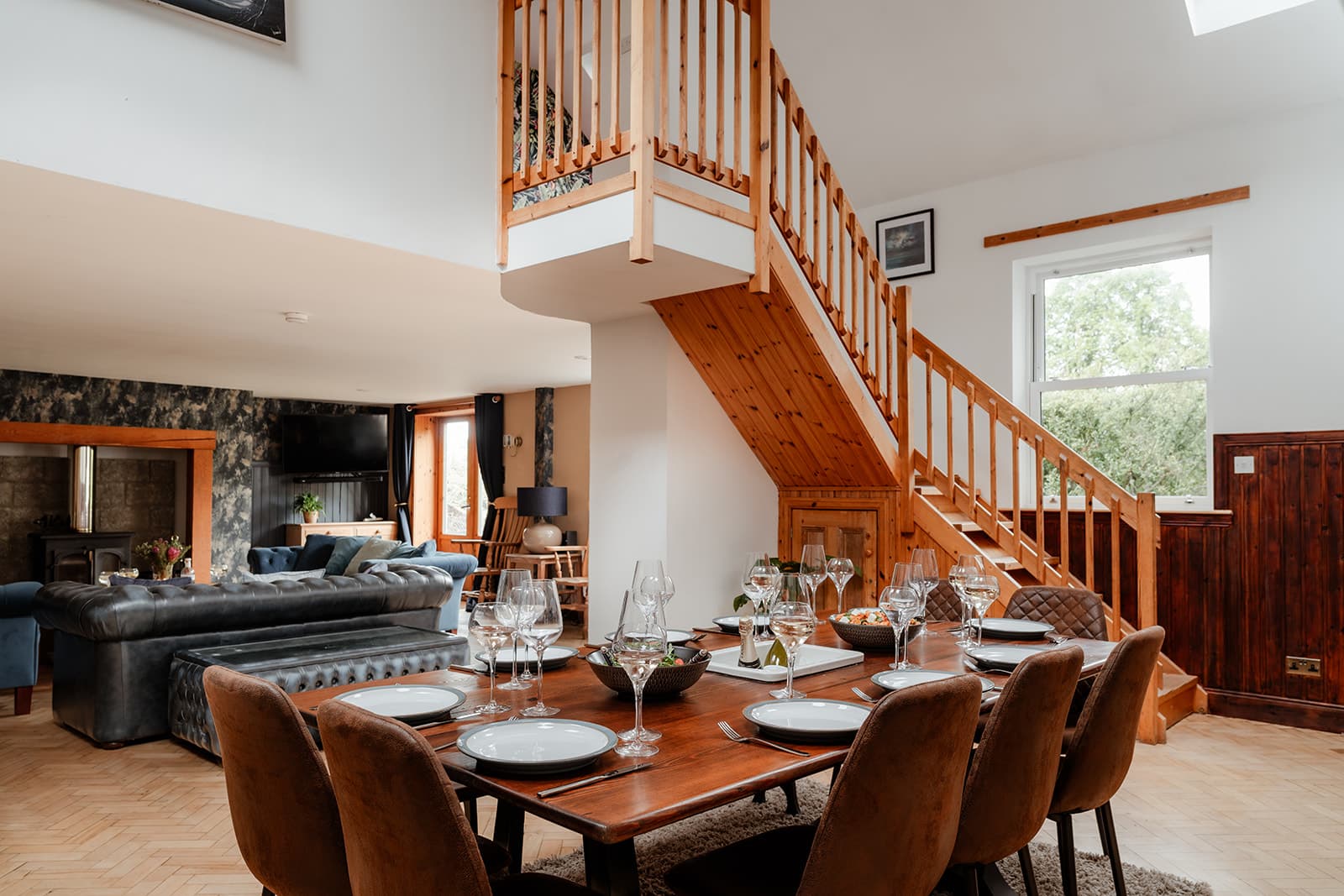 Large holiday home interiors